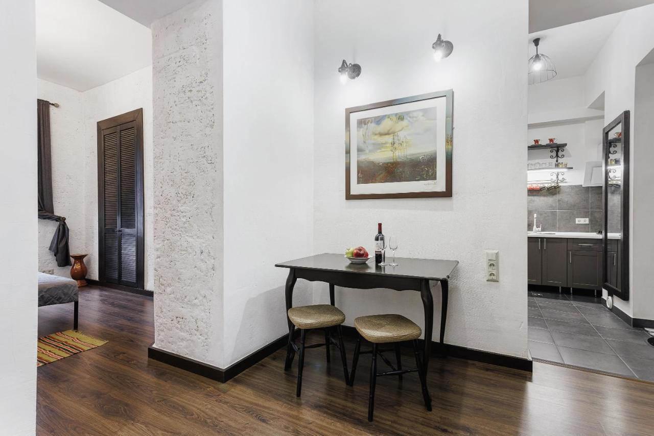 Center Sea Pearl Apartment *